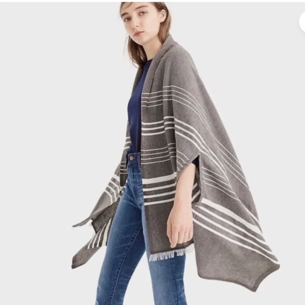 NWOT J.CREW Versatile Poncho Cape Scarf Shawl Wrap in Gray Stripe